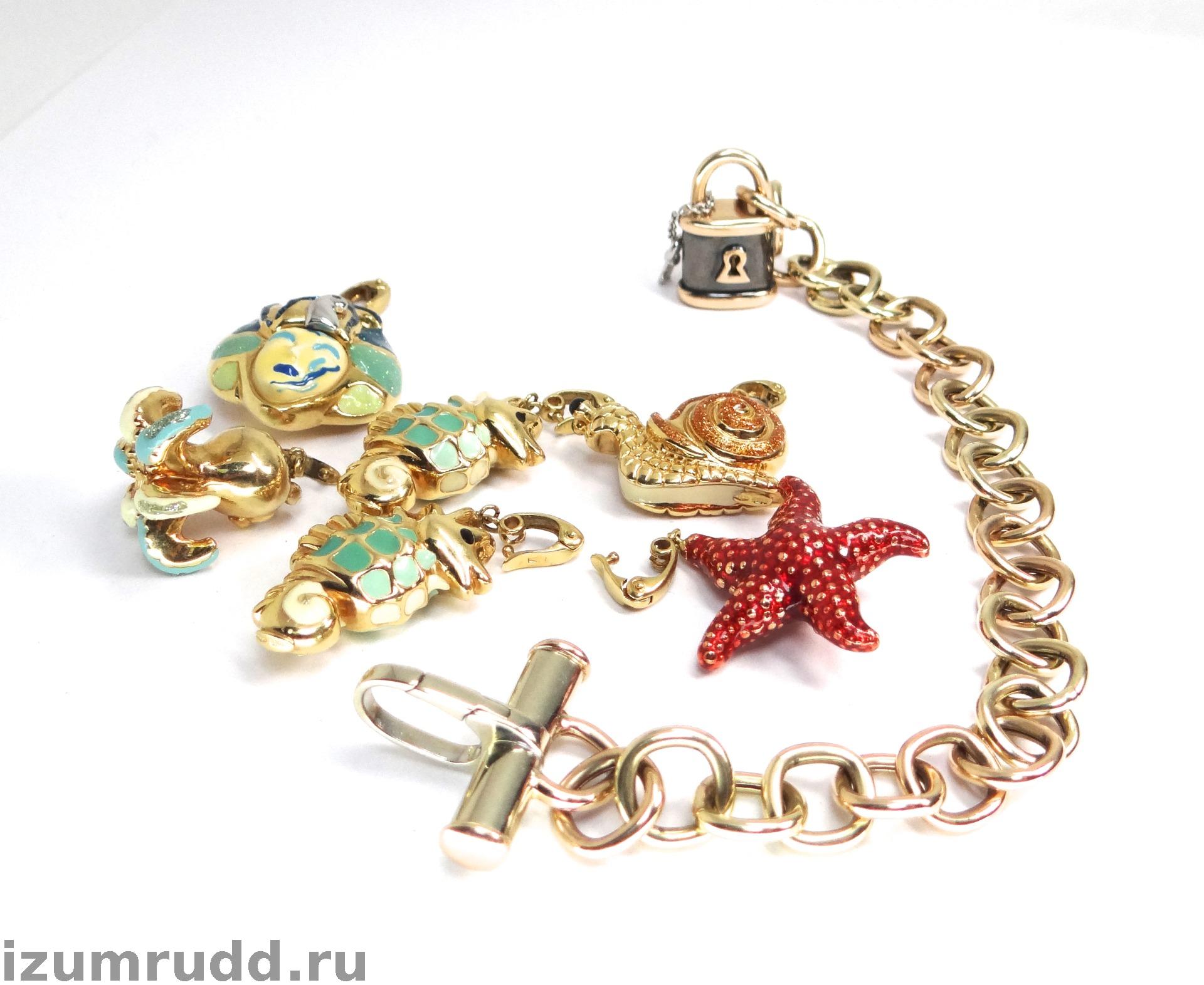 Золотой итальянский браслет с подвесками