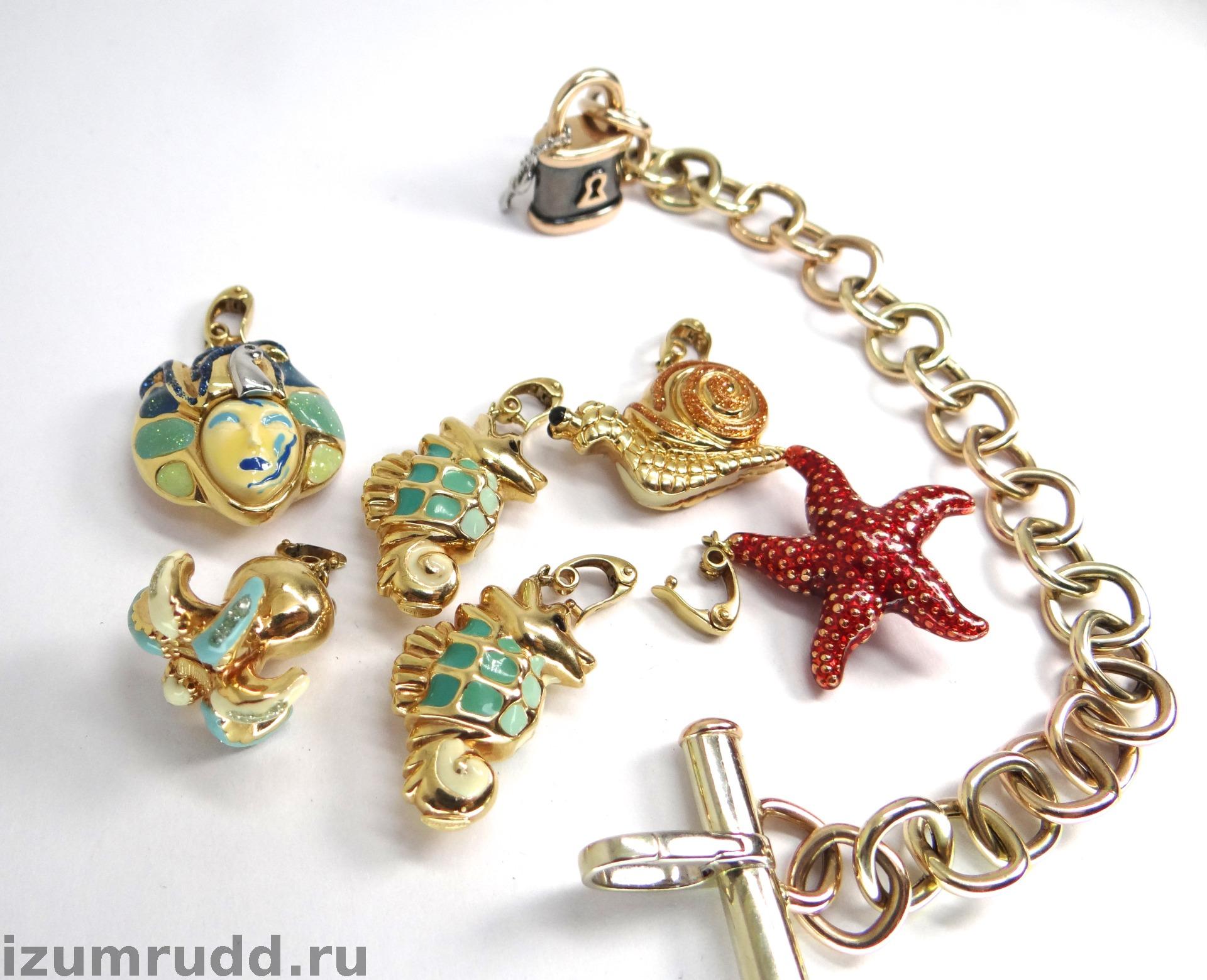 Золотой итальянский браслет с подвесками